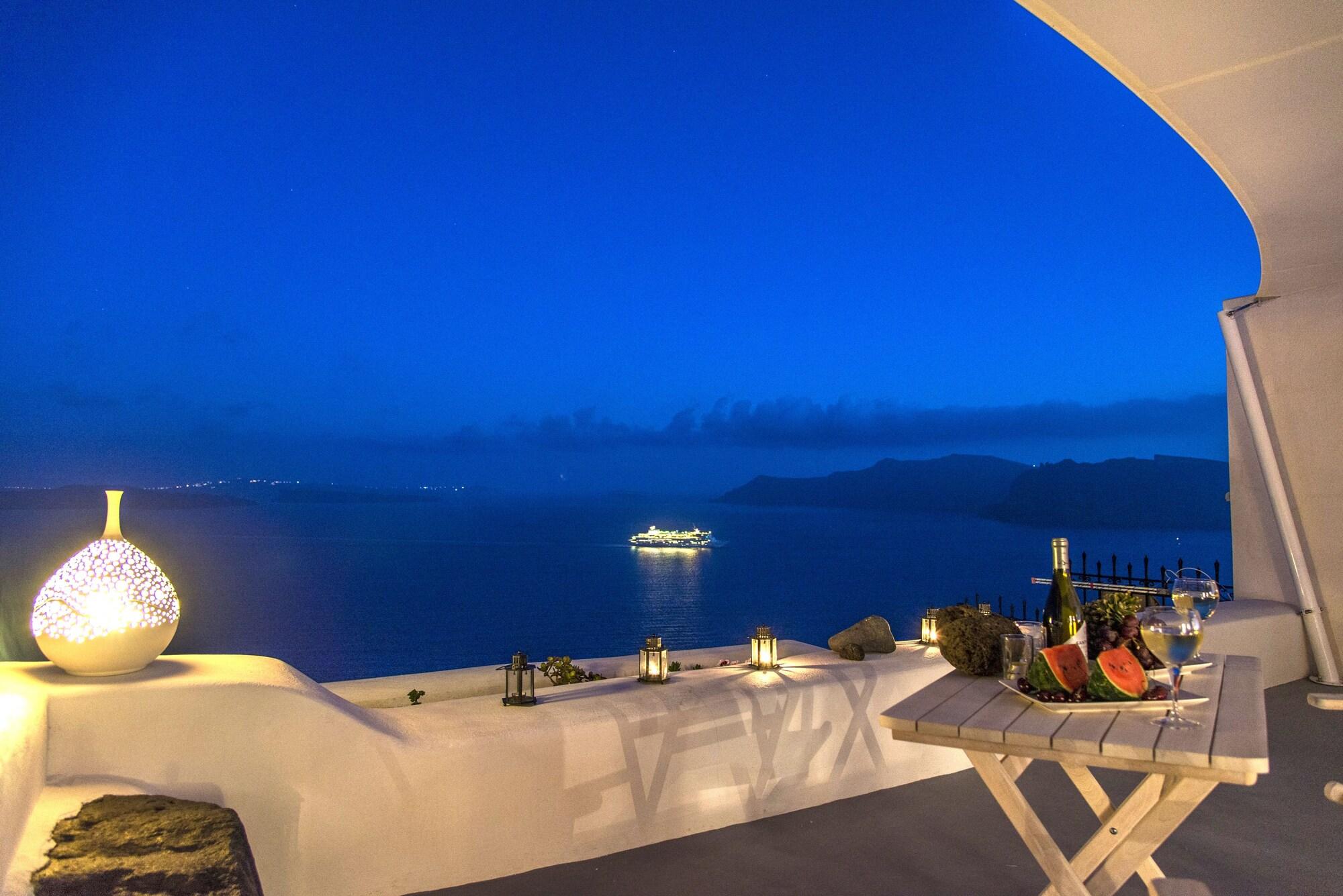 Ambition Suites (Adults Only) Oia  Bagian luar foto