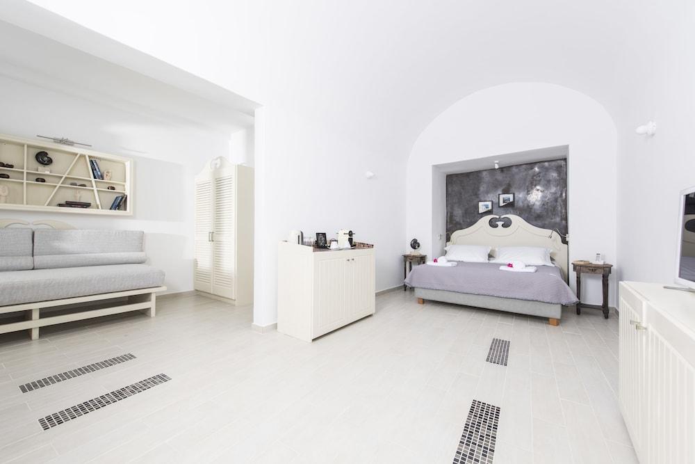 Ambition Suites (Adults Only) Oia  Bagian luar foto