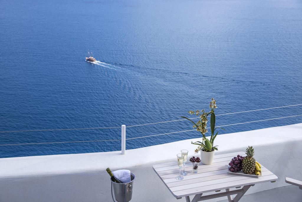 Ambition Suites (Adults Only) Oia  Bagian luar foto