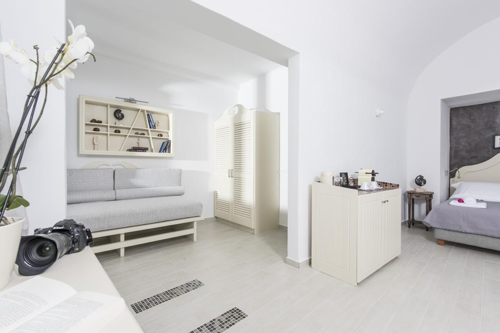 Ambition Suites (Adults Only) Oia  Ruang foto