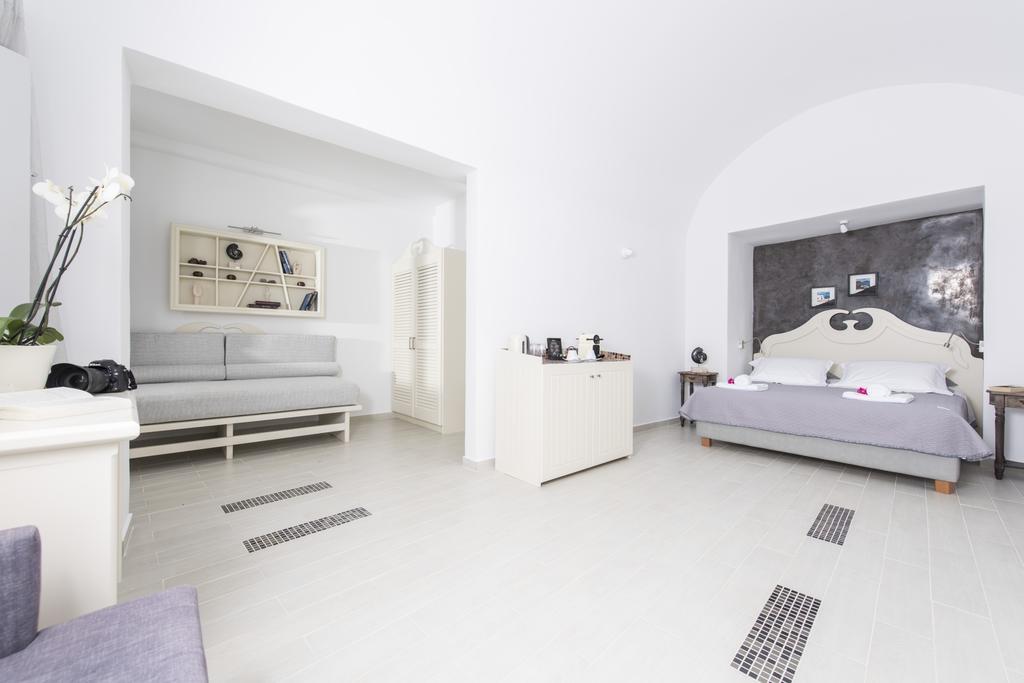 Ambition Suites (Adults Only) Oia  Ruang foto