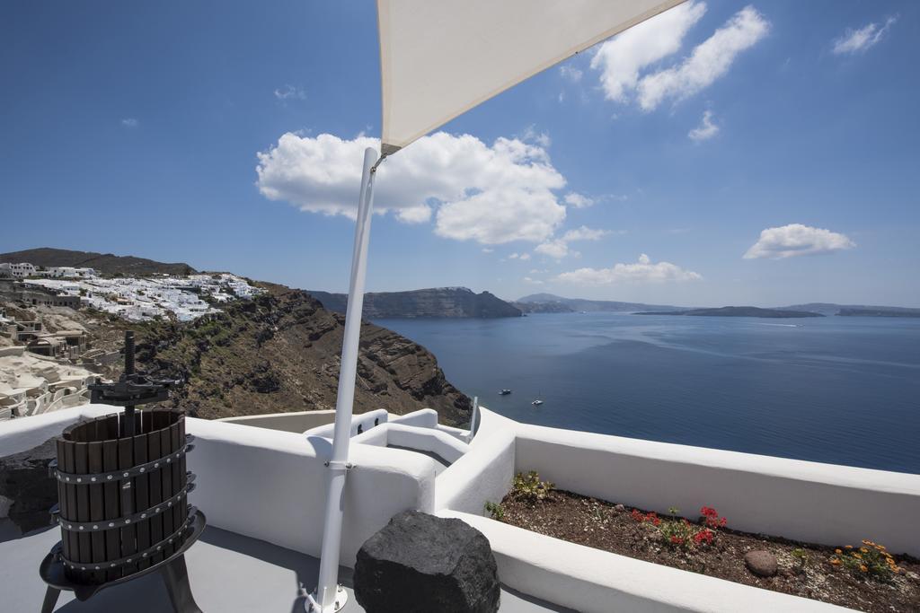 Ambition Suites (Adults Only) Oia  Bagian luar foto