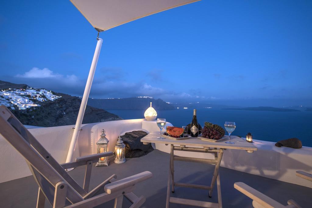 Ambition Suites (Adults Only) Oia  Ruang foto