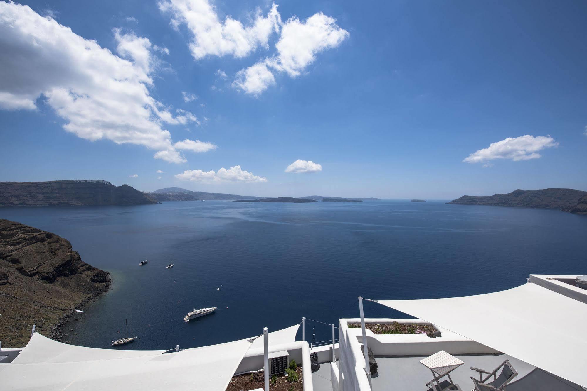 Ambition Suites (Adults Only) Oia  Bagian luar foto