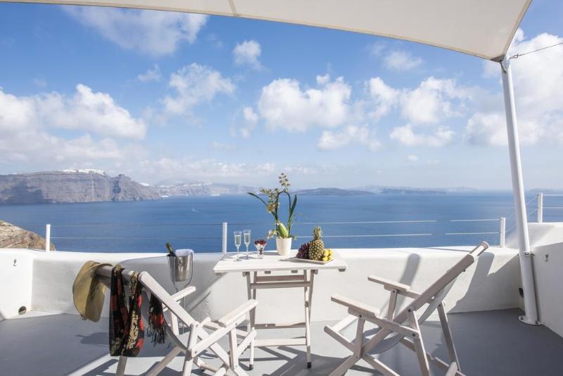 Ambition Suites (Adults Only) Oia  Bagian luar foto